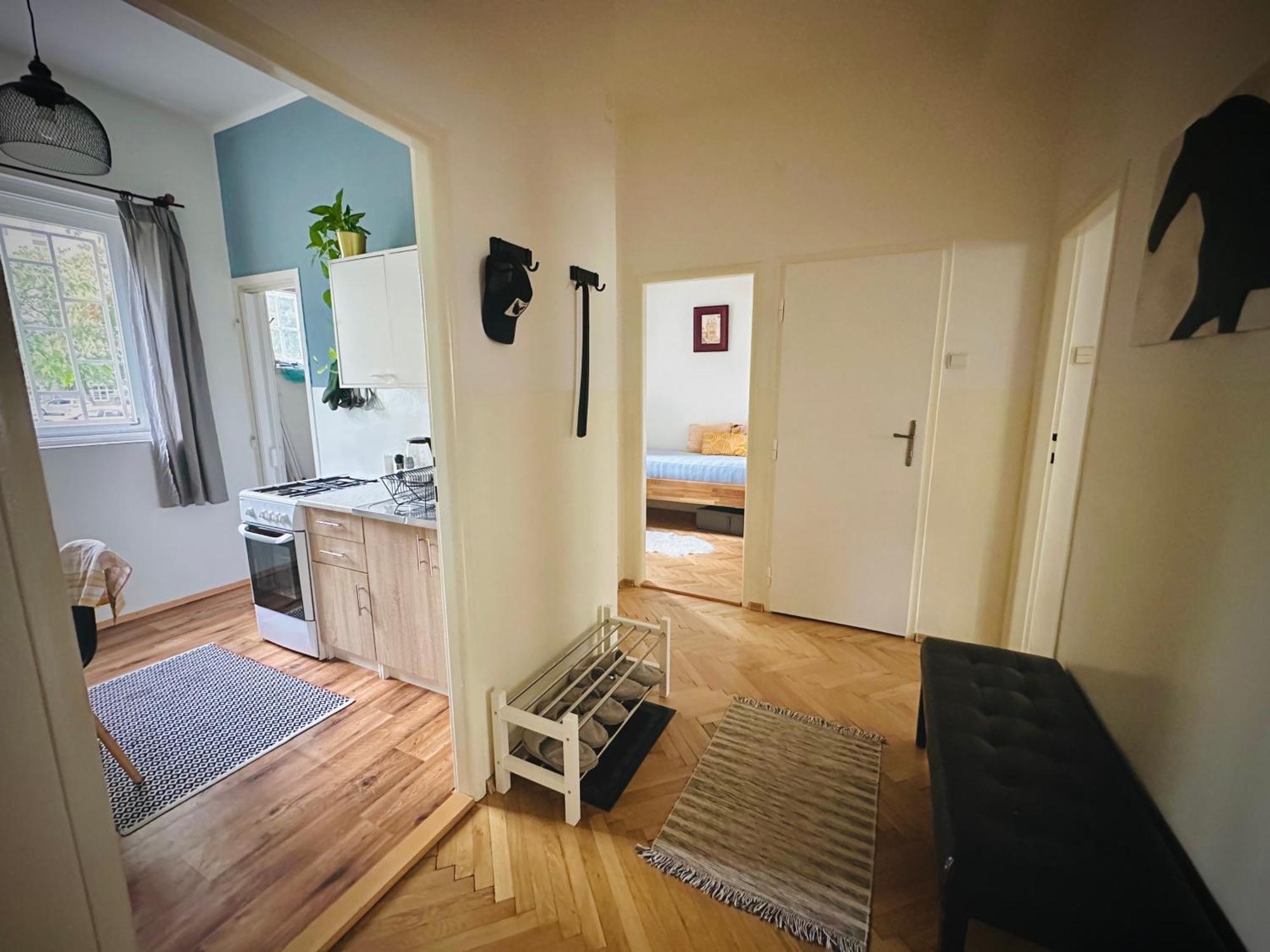 Boho Apartment In Old Town Bratislava Exteriör bild